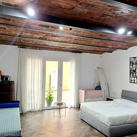 فندق مبيت وإفطار La Buldrina Suite-home