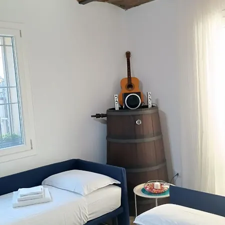 فندق مبيت وإفطار La Buldrina Suite-home