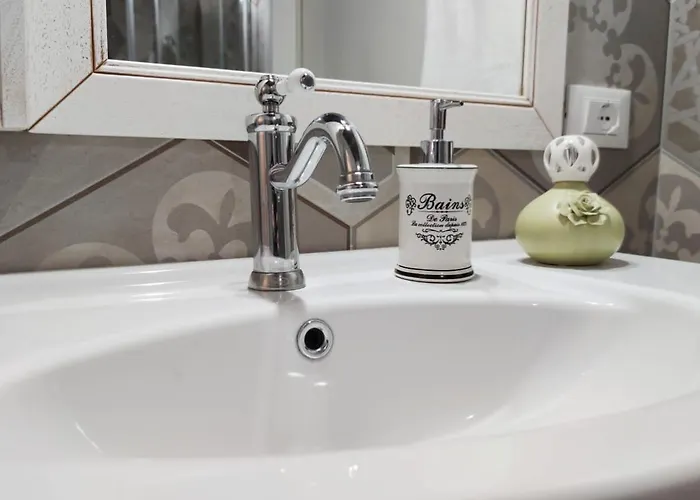 La Buldrina Suite-home קסטל סן פייטרו טרמה