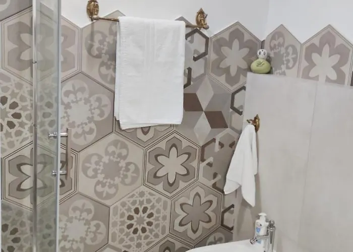 לינה וארוחת בוקר La Buldrina Suite-home *