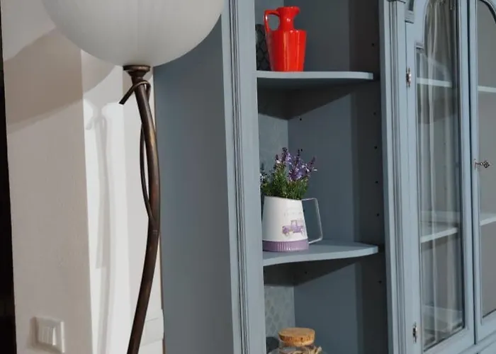 לינה וארוחת בוקר La Buldrina Suite-home קסטל סן פייטרו טרמה