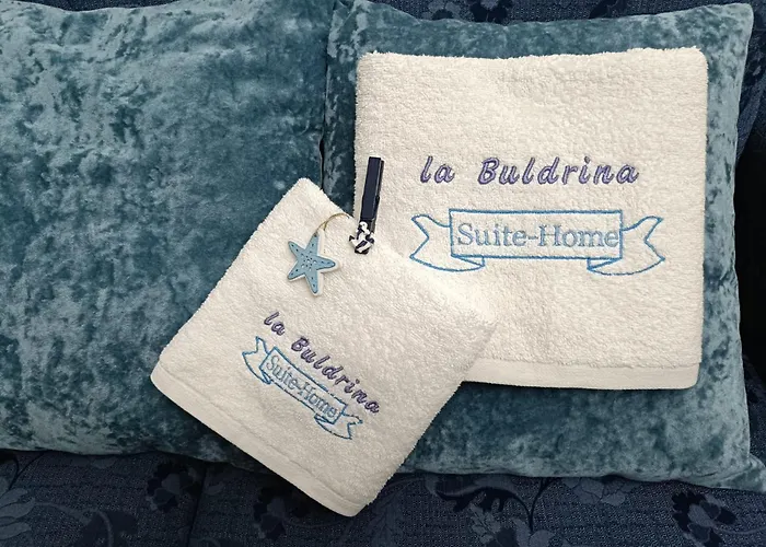 לינה וארוחת בוקר La Buldrina Suite-home