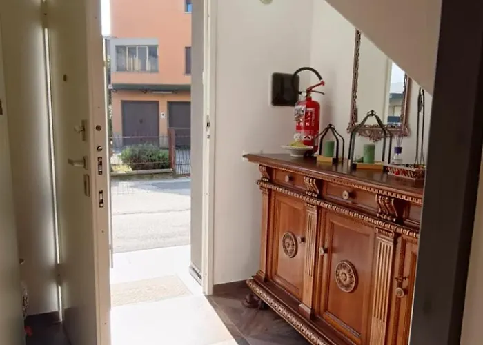 לינה וארוחת בוקר La Buldrina Suite-home *